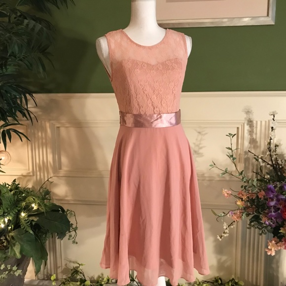 Short Casual Bridesmaid Blush pink lace & chiffon dress - Picture 2 of 5